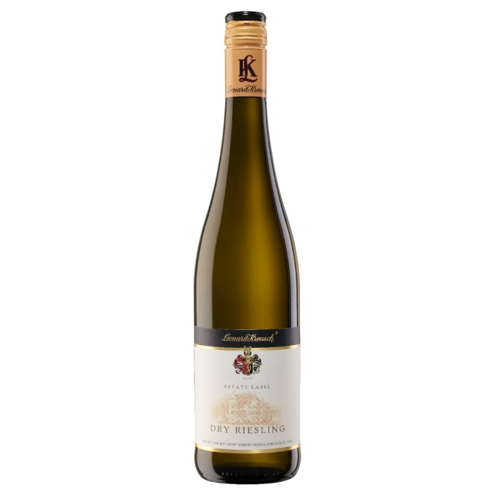 Leonard Kreusch Dry Riesling 2022 wine bottle