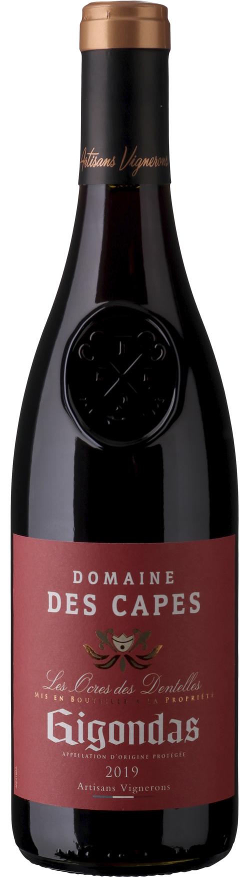 Domaine des Capes Gigondas Cru des Côtes du Rhône AOP wine bottle
