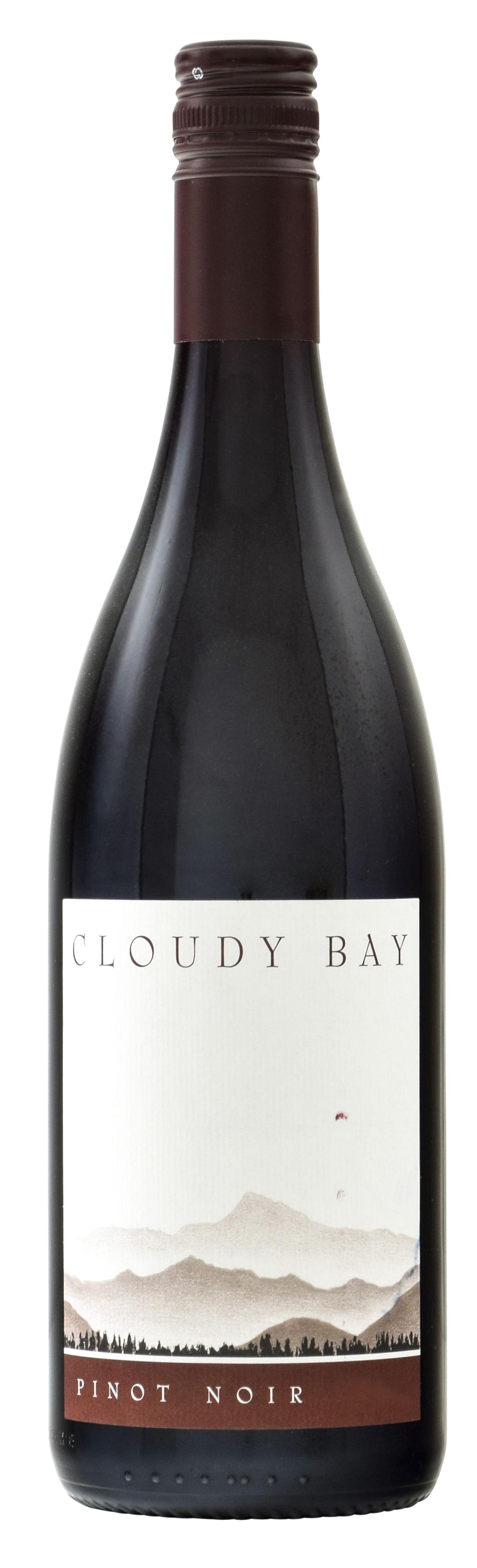 Pinot Noir 2021 wine bottle