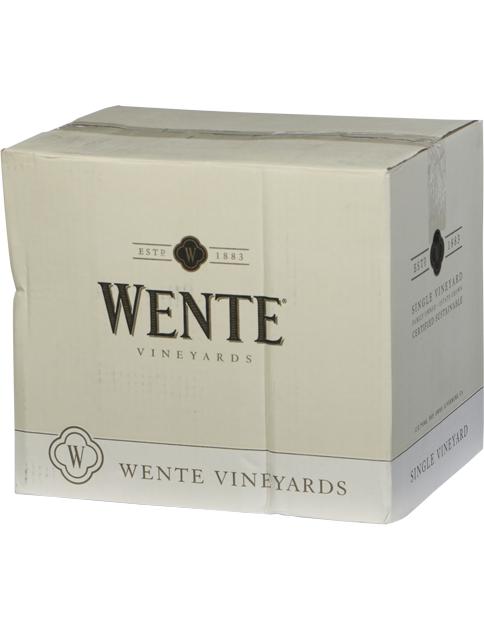 Wente Riva Ranch Pinot Noir wine bottle