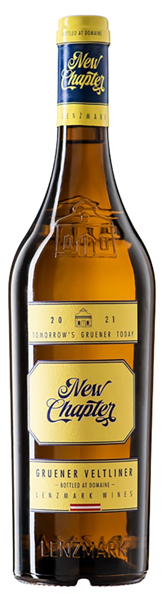 Lenzmark New Chapter Grüner Veltliner 2021 wine bottle