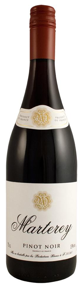 Pinot Noir 2025 wine bottle