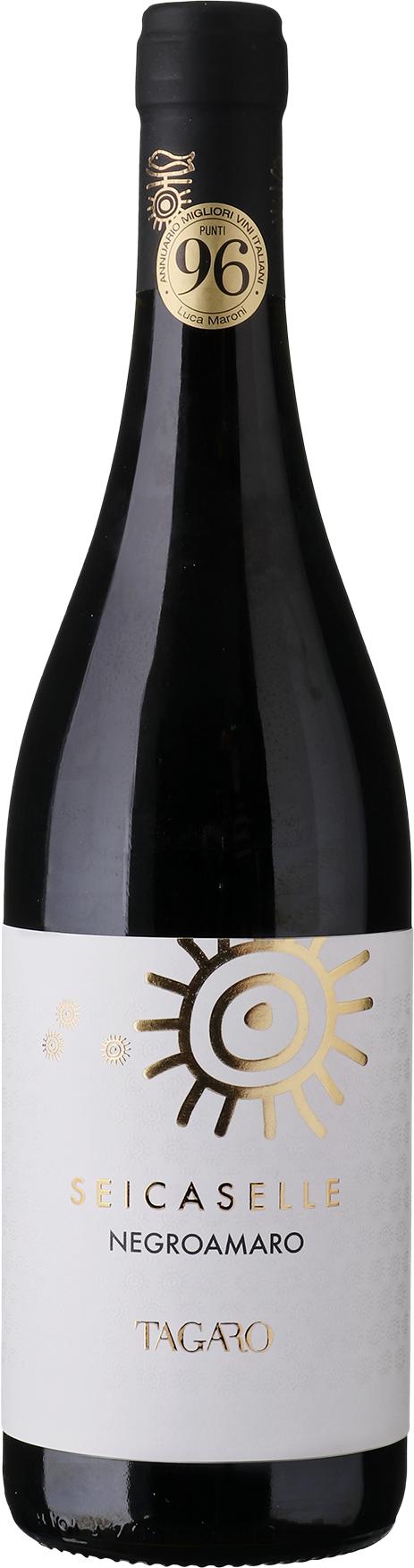 Seicaselle Negroamaro Salice Salentino DOP wine bottle