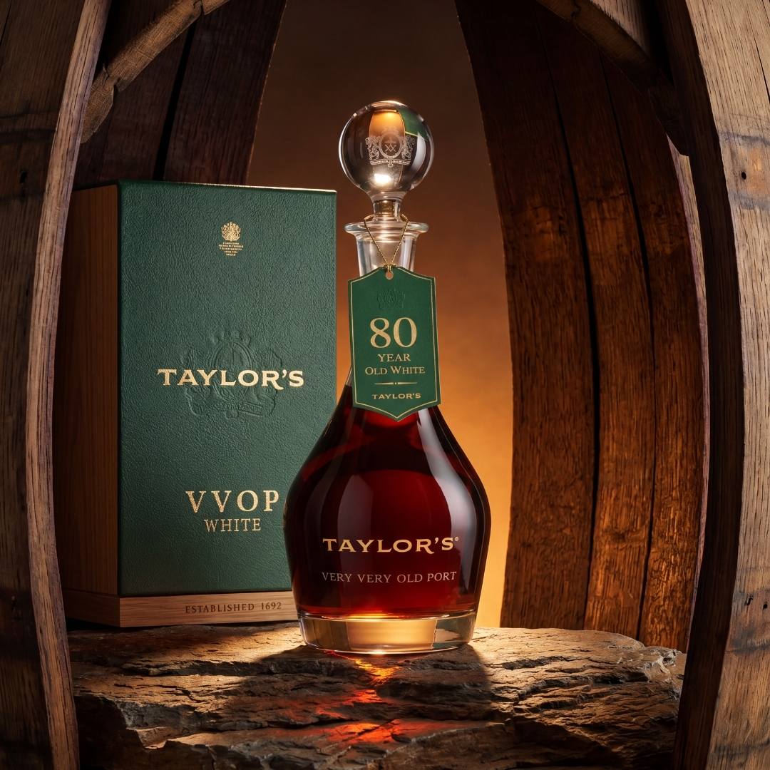 Taylor's VVOP White (80 års Tawny) wine bottle