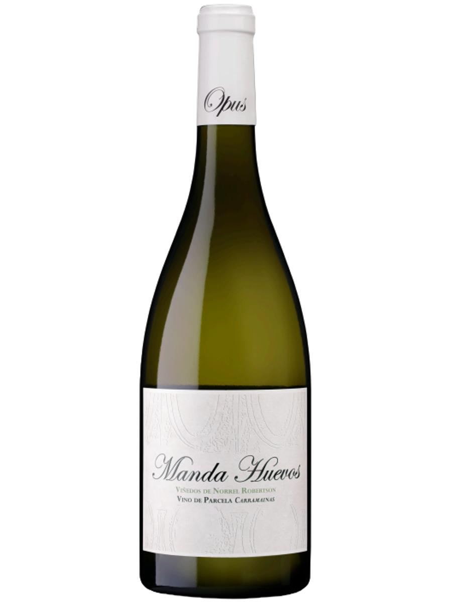 Manda Huevos Blanco 2021 wine bottle