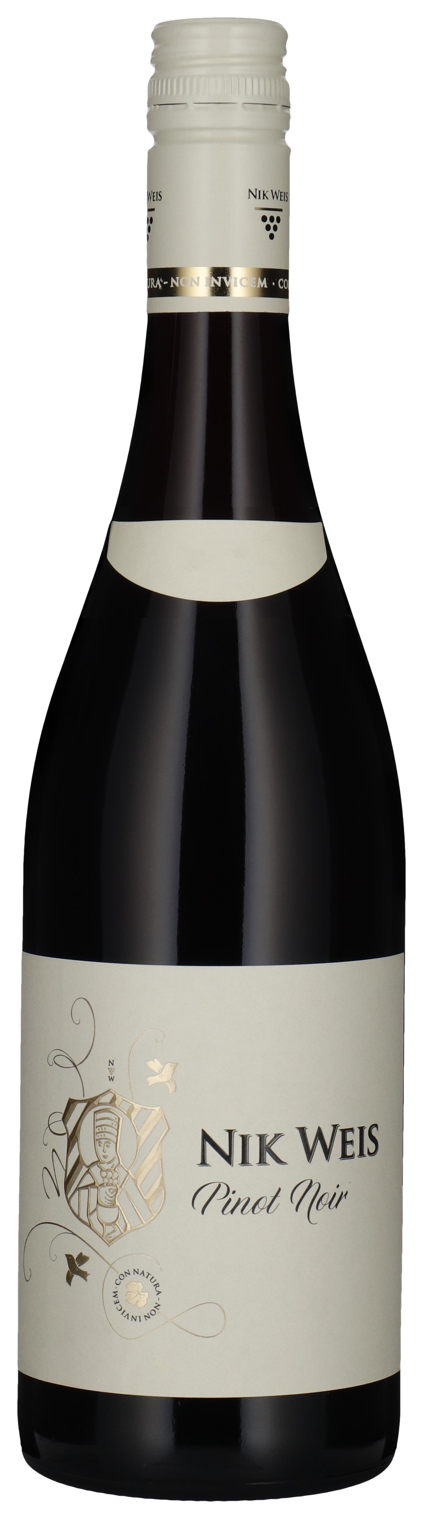 Pinot Noir 2020 wine bottle