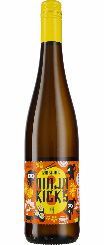 2023 Riesling Ninja Kicks Semi Sweet Schmitt Söhne wine bottle