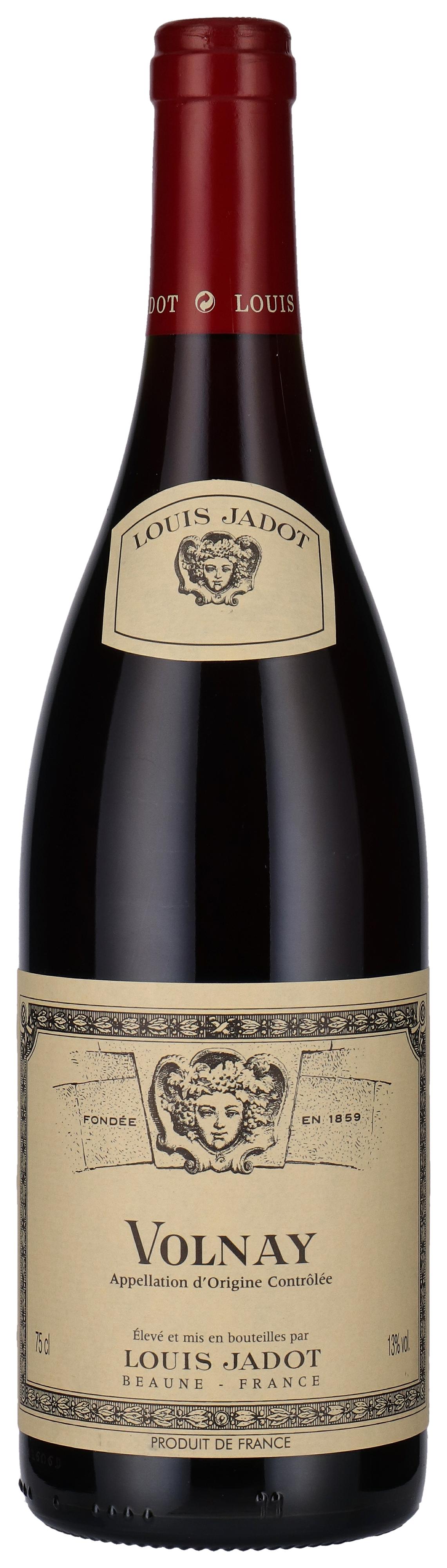 Volnay 2015 wine bottle