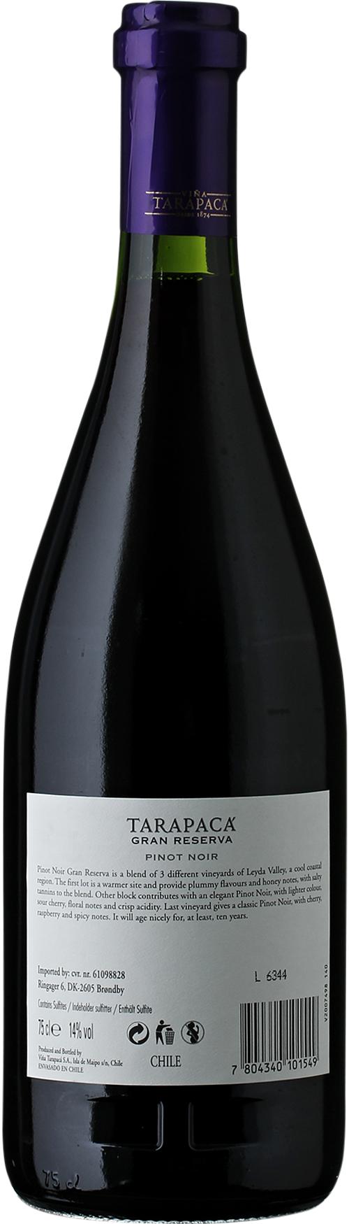 Viña Tarapacá Gran Reserva Pinot Noir wine bottle