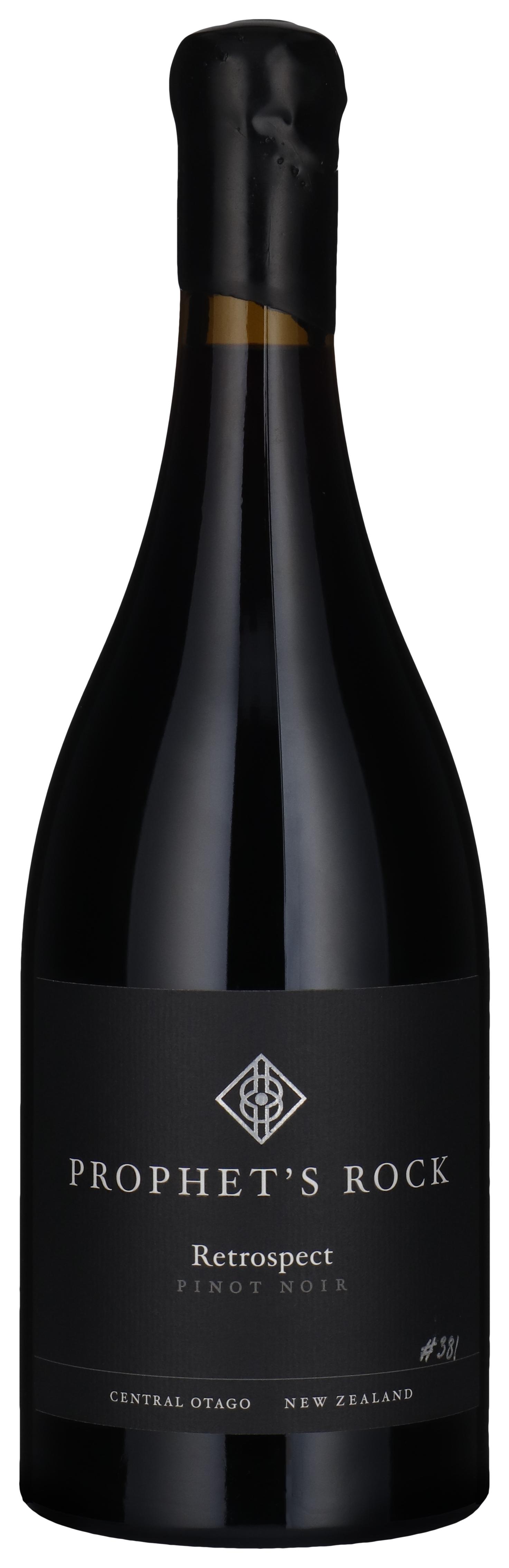 Pinot Noir - Retrospect 2019 wine bottle