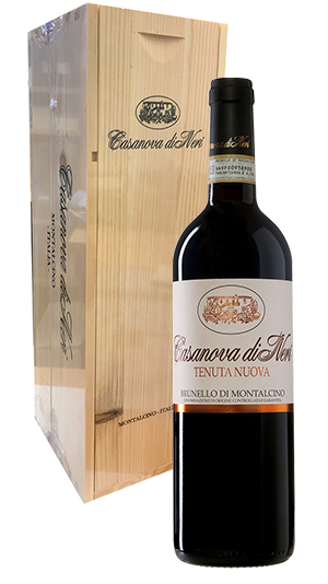 Casanova di Neri Brunello di Montalcino Tenuta Nuova Magnum 2018 i trækasse wine bottle