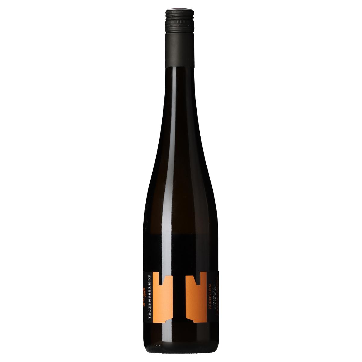Tegernseerhof Dürnstein Riesling Federspiel wine bottle
