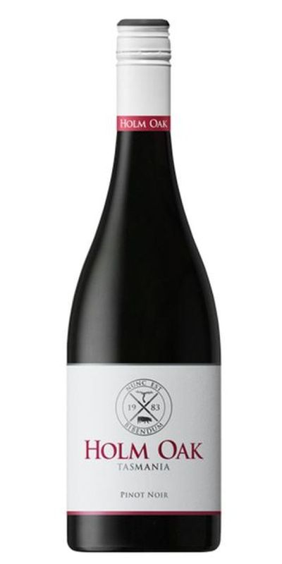 Holm Oak Pinot Noir 2024 wine bottle