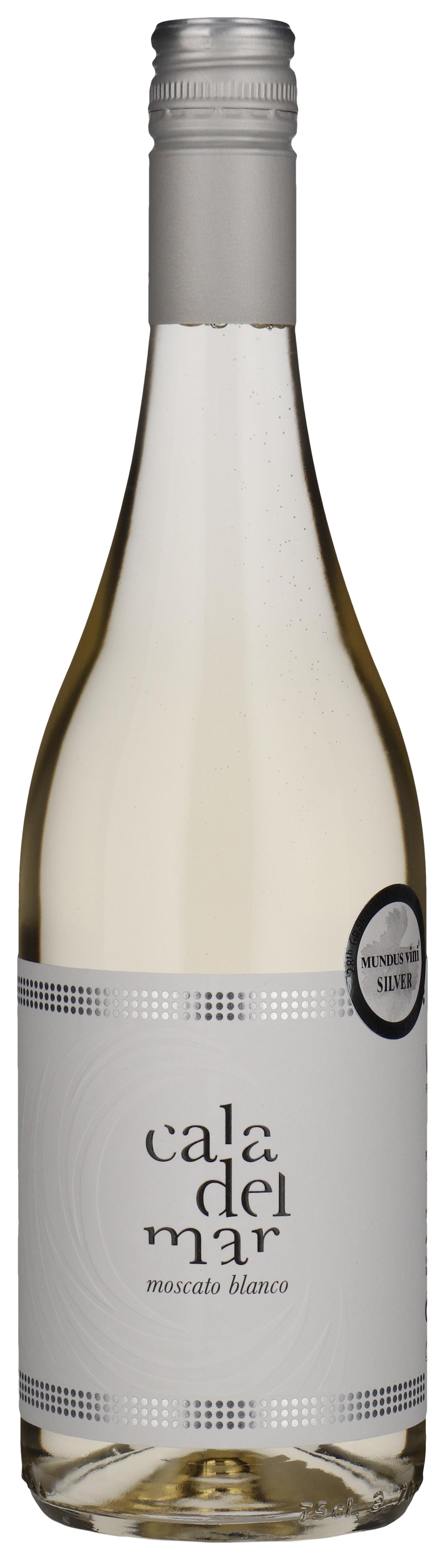 Moscato Blanc wine bottle