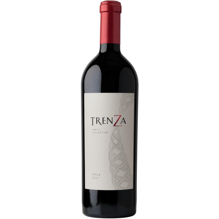 Trenza Family Collection 2019 wine bottle