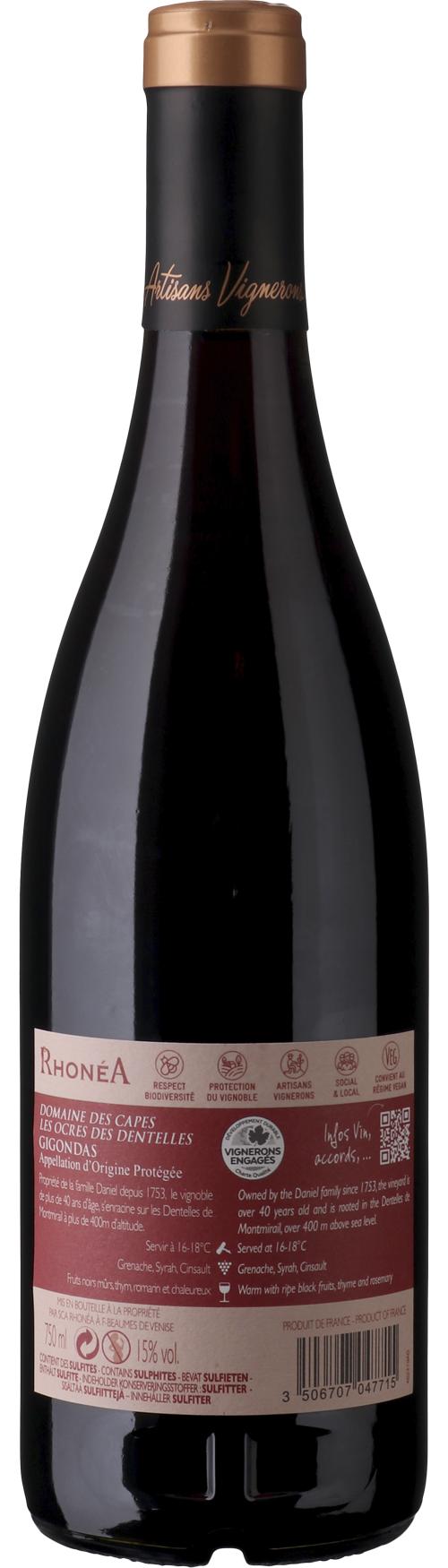 Domaine des Capes Gigondas Cru des Côtes du Rhône AOP wine bottle