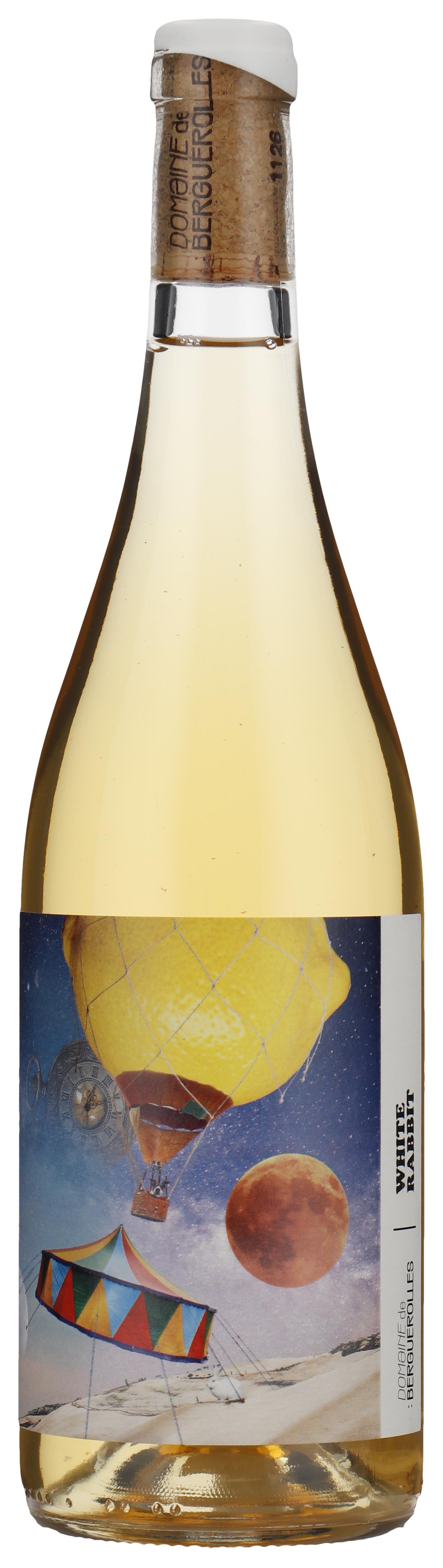 White Rabbit 2025 wine bottle