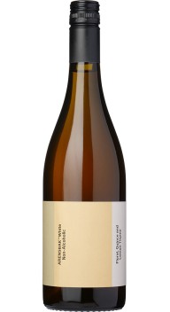 Arensbak White Non-Alcoholic wine bottle