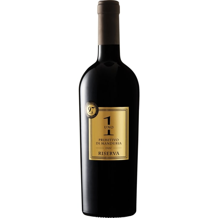 Masseria La Volpe UNO Primitivo Di Manduria Riserva 2022 wine bottle