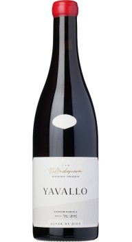 Yavallo  2020 wine bottle