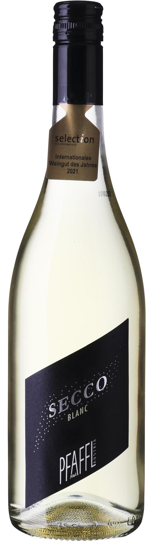 Pfaffl Secco Blanc wine bottle