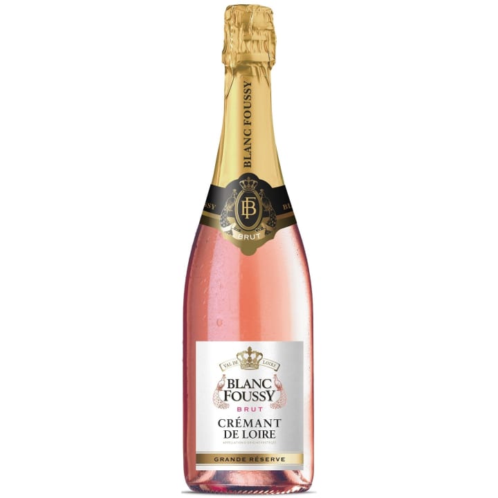 Blanc Foussy Cremant de Loire Cuvee Prestige Brut Rose wine bottle