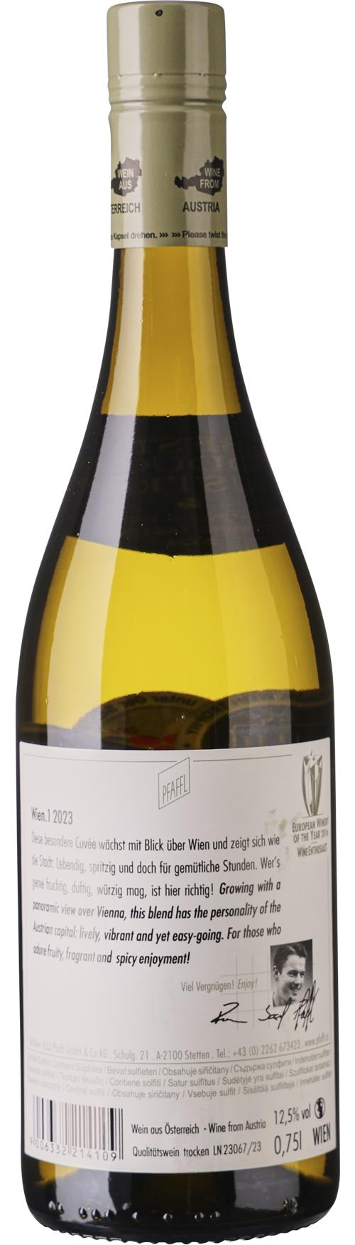 Pfaffl Wien. 1 Riesling/Grüner Veltliner/Pinot Blanc wine bottle