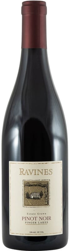 Ravines Pinot Noir Finger Lakes 2016 wine bottle