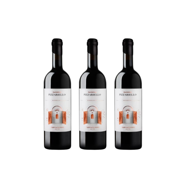 Varvaglione 3 fl Pizzariello Trækasse wine bottle